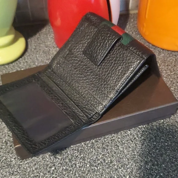 Gucci Ophidia bi-fold Wallet - Picture 12 of 16